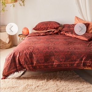 Minka Rug Duvet Cover - urban outfitters (QUEEN)